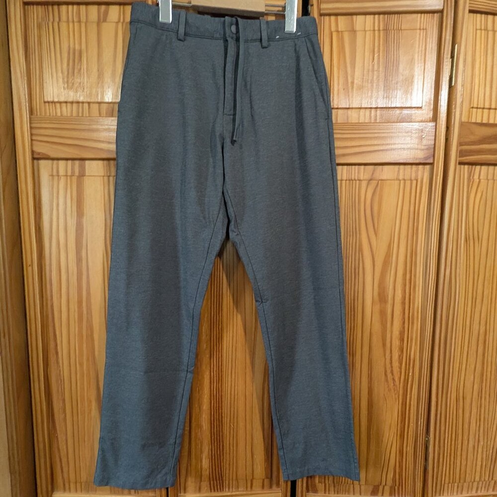 Uniqlo Men's Smart-Ankle Pants (Small)